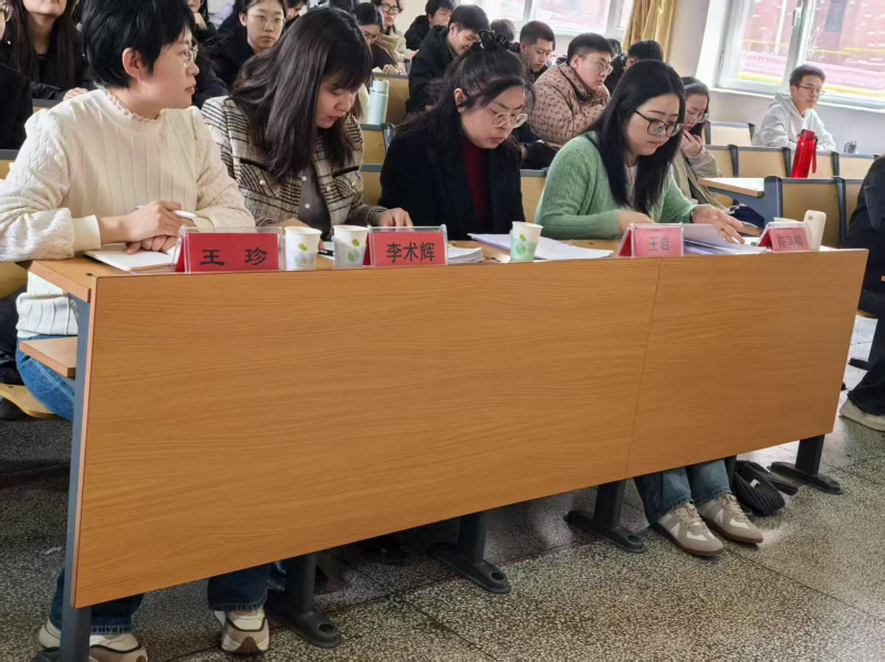 比赛评委.jpg