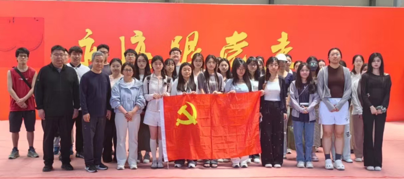 23四喀左东蒙博物馆合影.jpg
